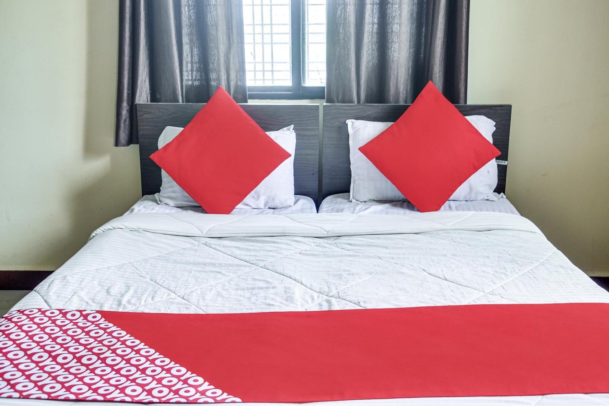 Hotel O Infinity Inn Nágpur Kültér fotó